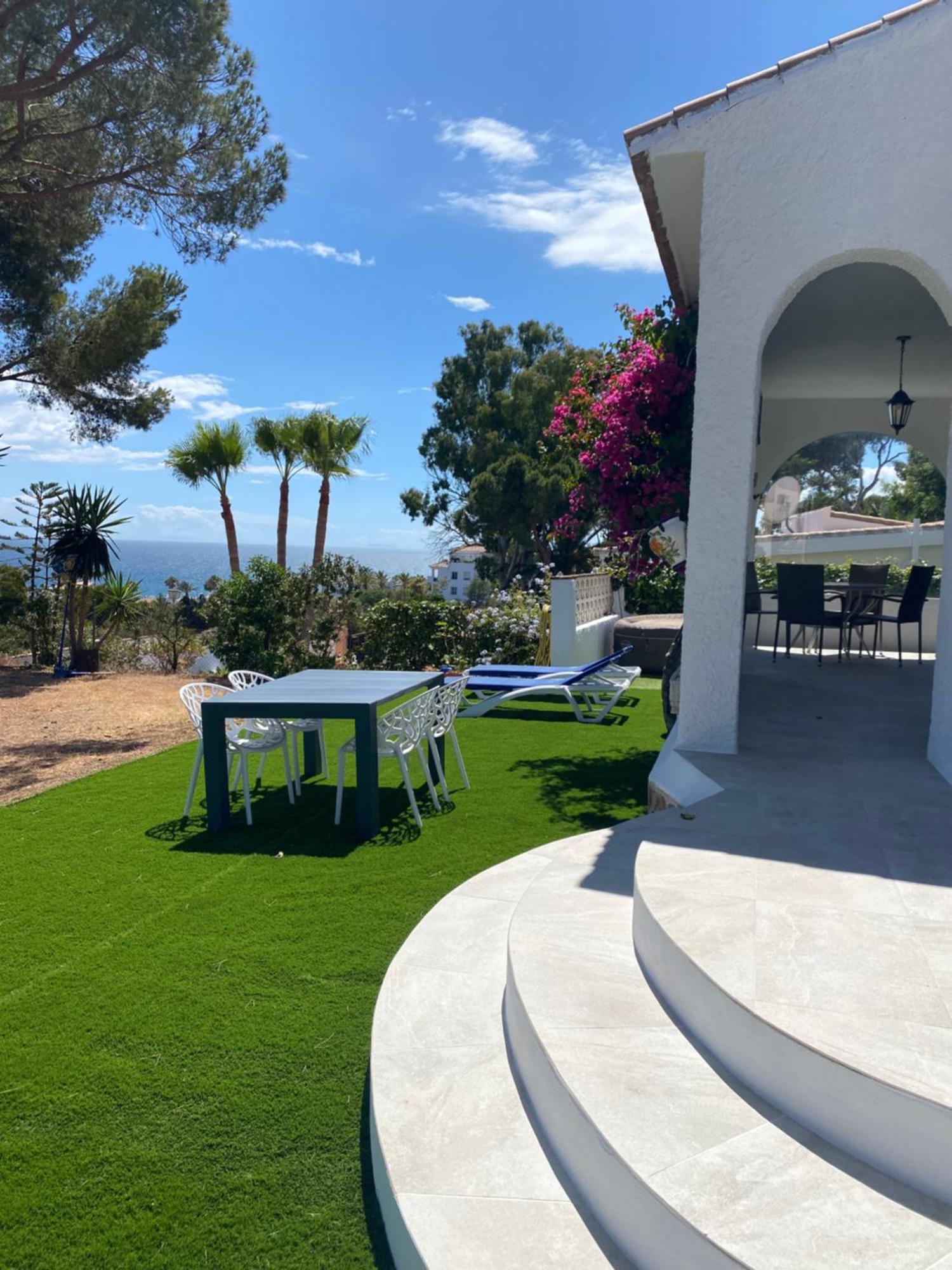 Independent Villa BEACH HOUSE EL BOSQUE La Cala De Mijas Esterno foto