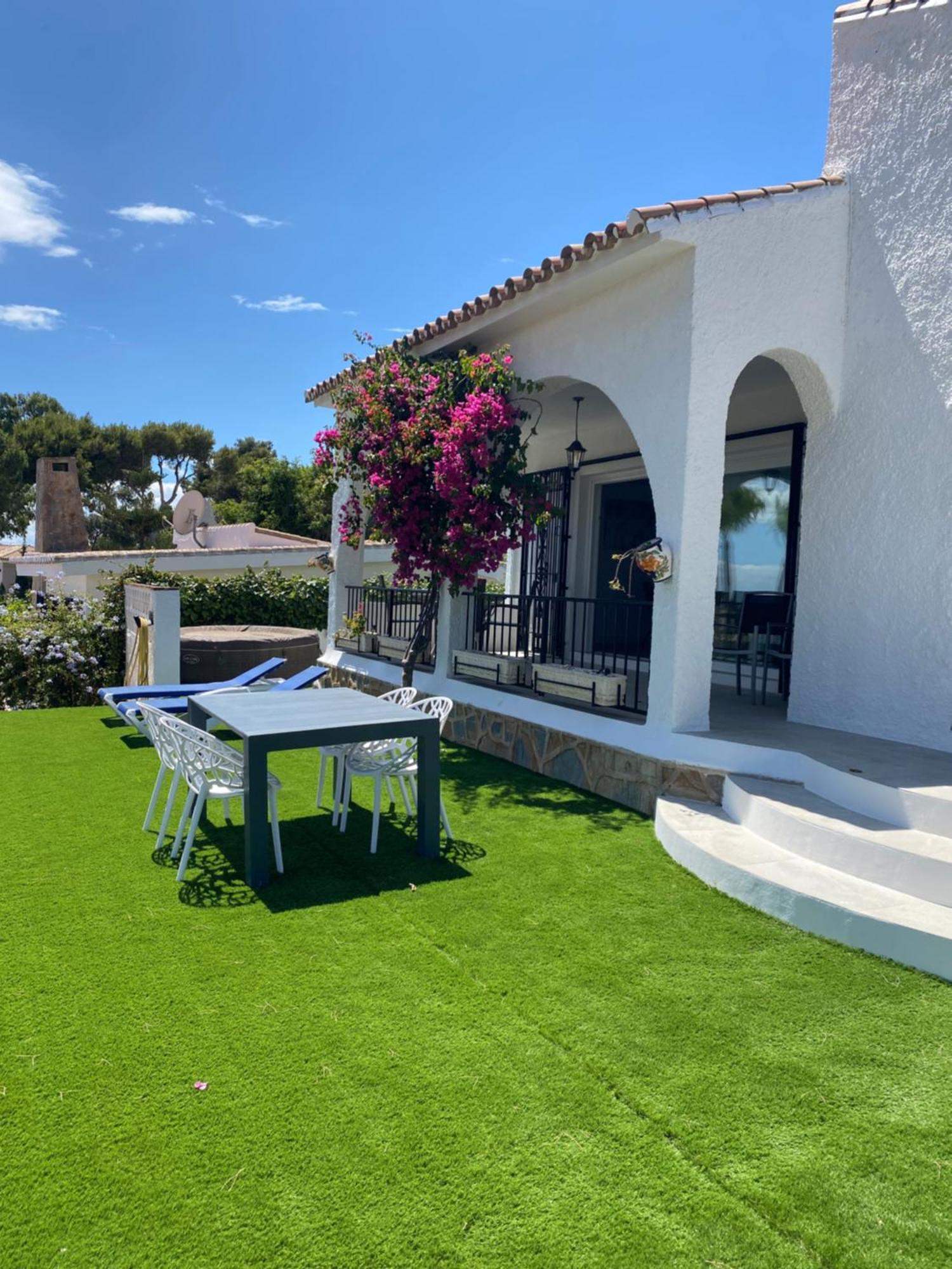 Independent Villa BEACH HOUSE EL BOSQUE La Cala De Mijas Esterno foto